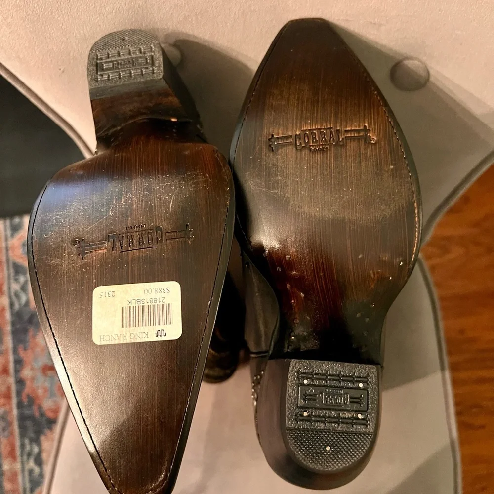 Corral Women's Studded Black Leather Cowboy Boots - Picture 5 of 8